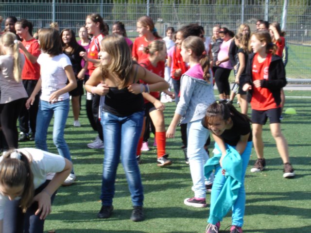 mdchenfuballtag29092011017.jpg